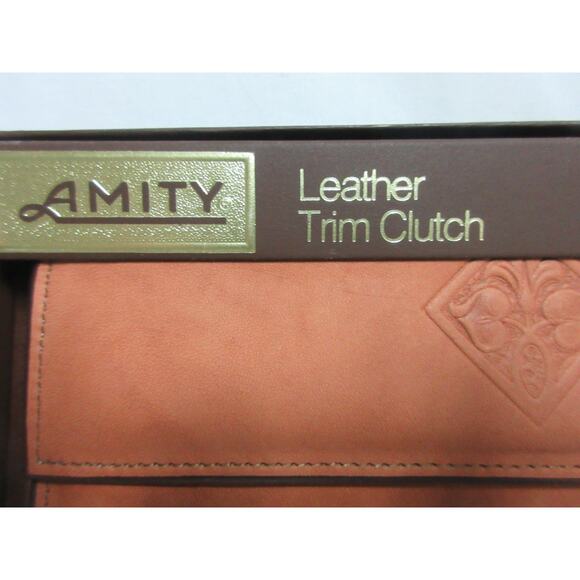VTG Amity Leather Trim Clutch Wallet Camel Tan Women with BOX NEW - Picture 2 of 14
